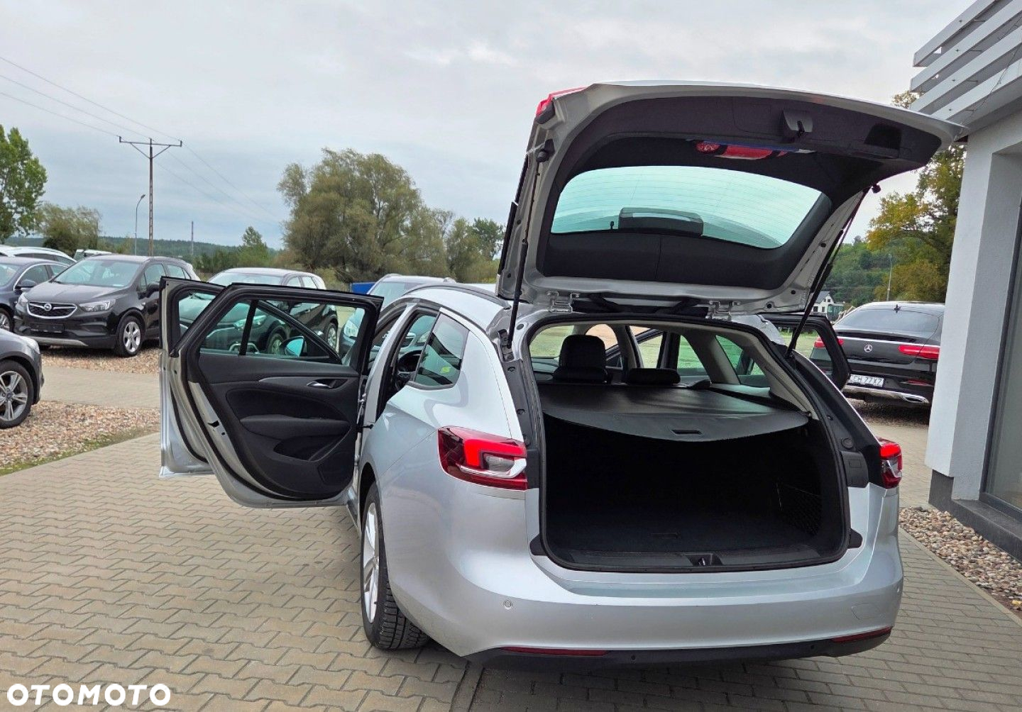 Opel Insignia - 36