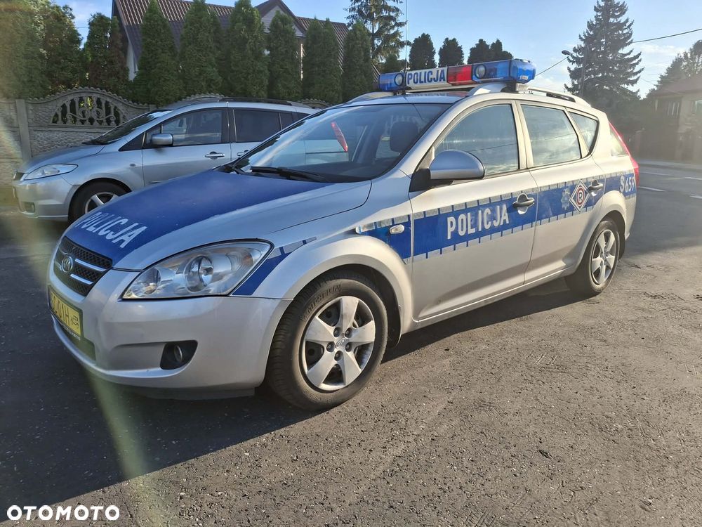 Kia Ceed - 3
