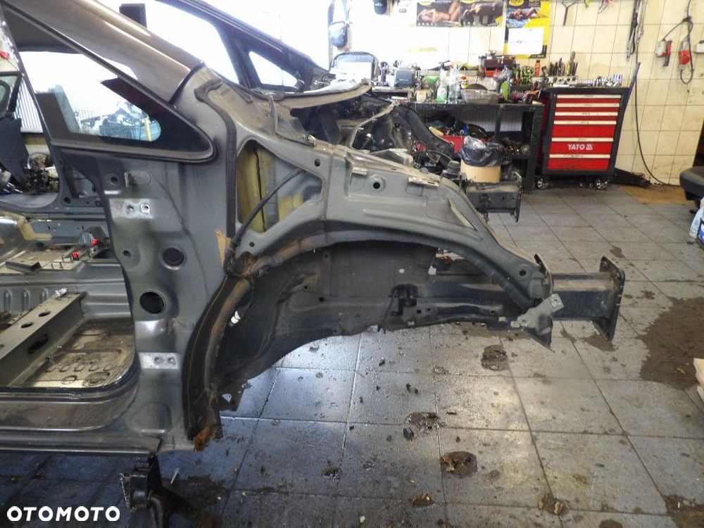 OPEL CORSA E PODŁUŻNICA PRAWA  Z190 - 1