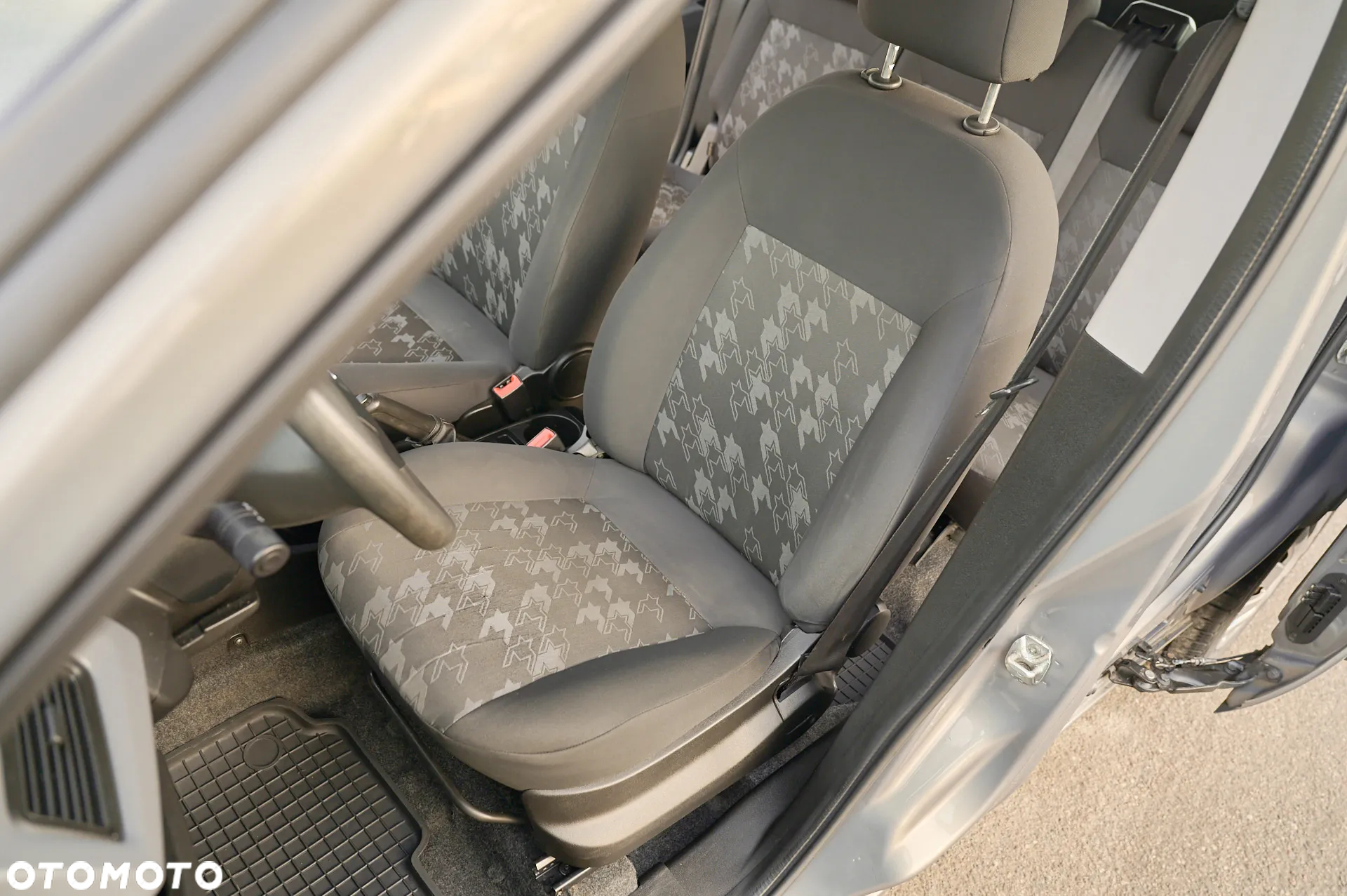 Opel Combo Tour 1.4 Enjoy Eu6 - 29