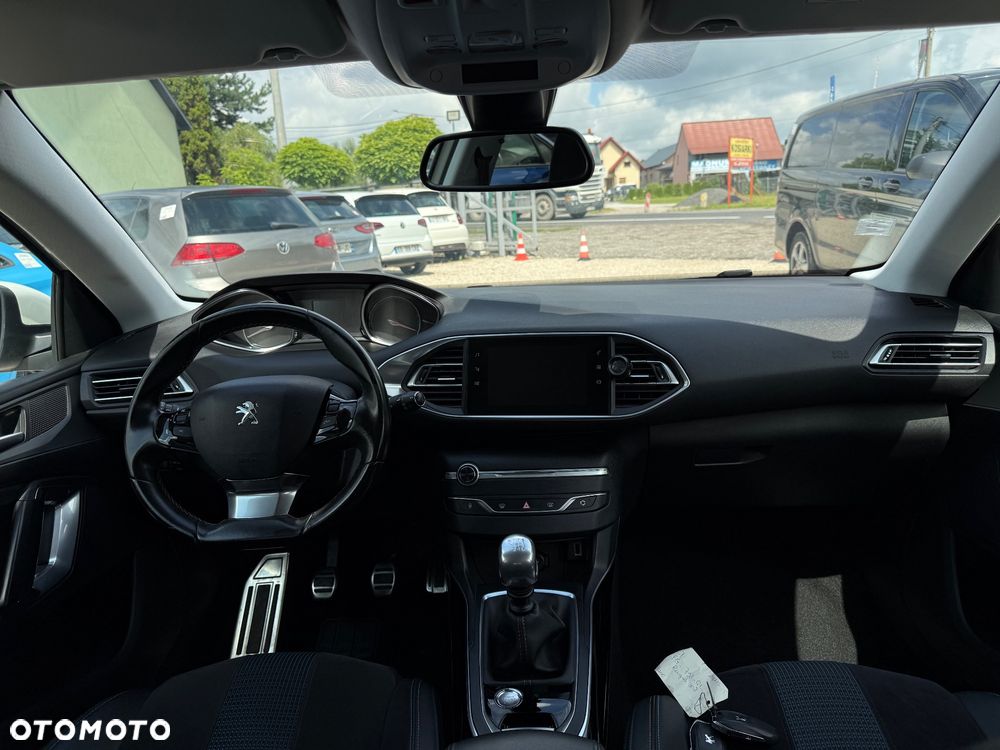 Peugeot 308 - 9