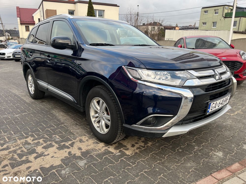 Mitsubishi Outlander - 3