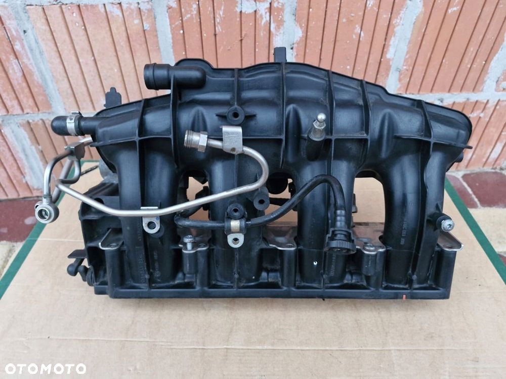 Kolektor ssący nastawnik Audi A4 A6 2.0 TFSI 06F133201N