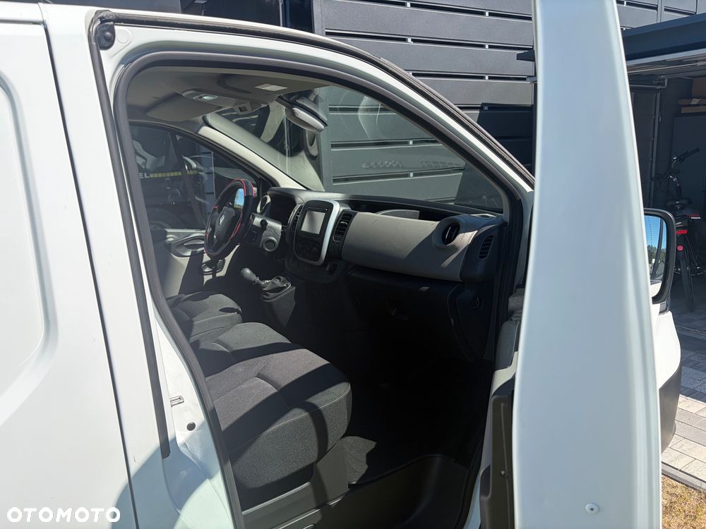 Renault Trafic - 10
