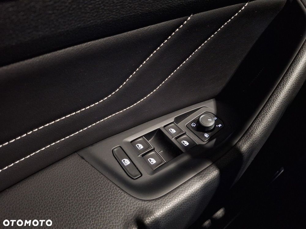 Volkswagen Arteon 2.0 TSI R-Line DSG - 33