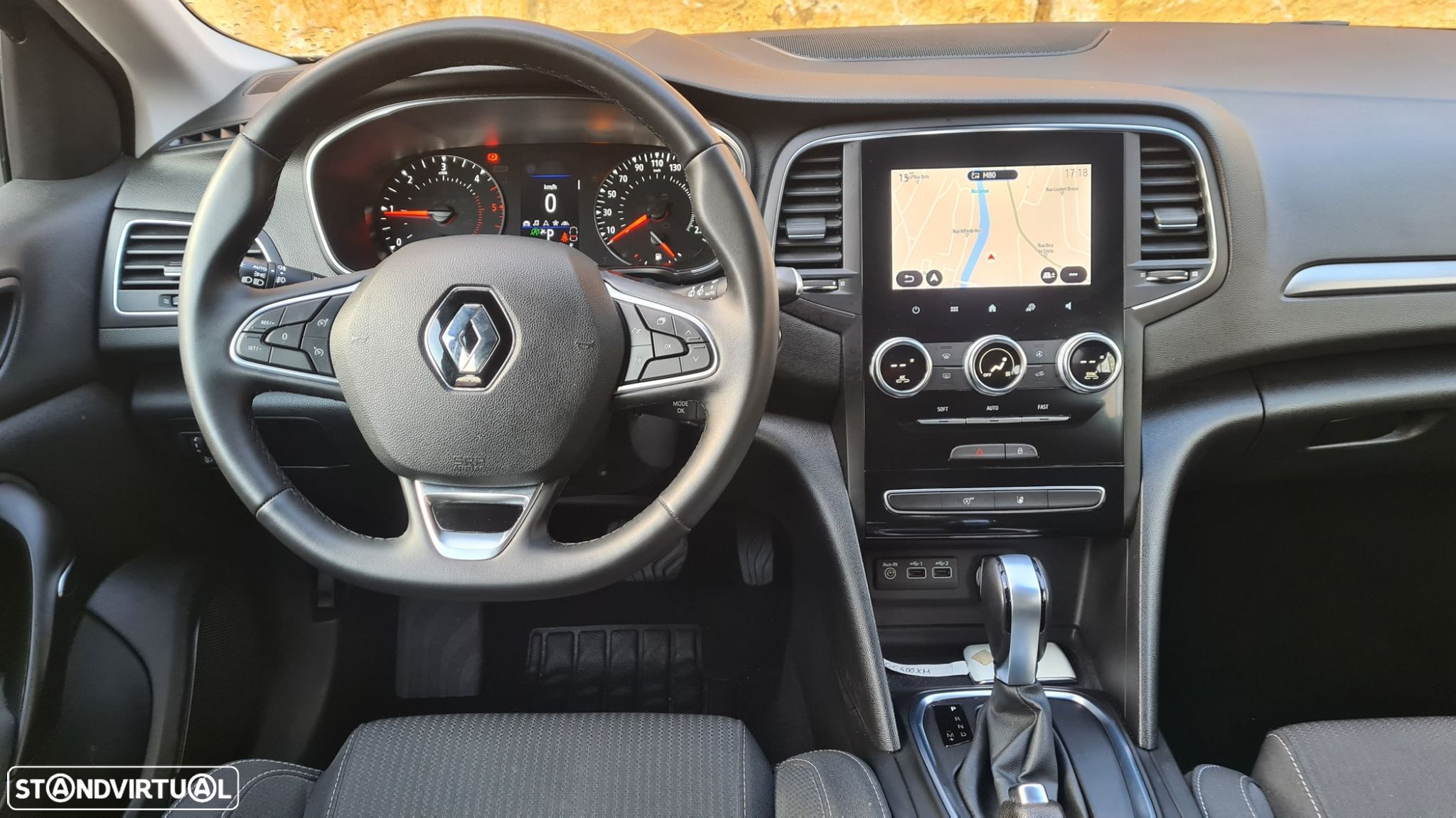 Renault Mégane 1.5 Blue dCi Intens EDC - 11