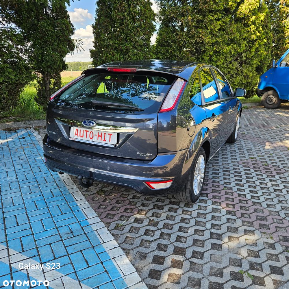 Ford Focus 1.8 Sport - 12