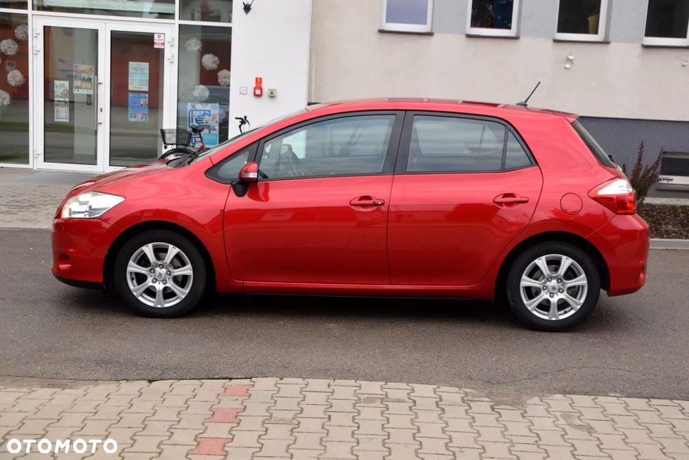 Toyota Auris 1.6 Premium MS - 7