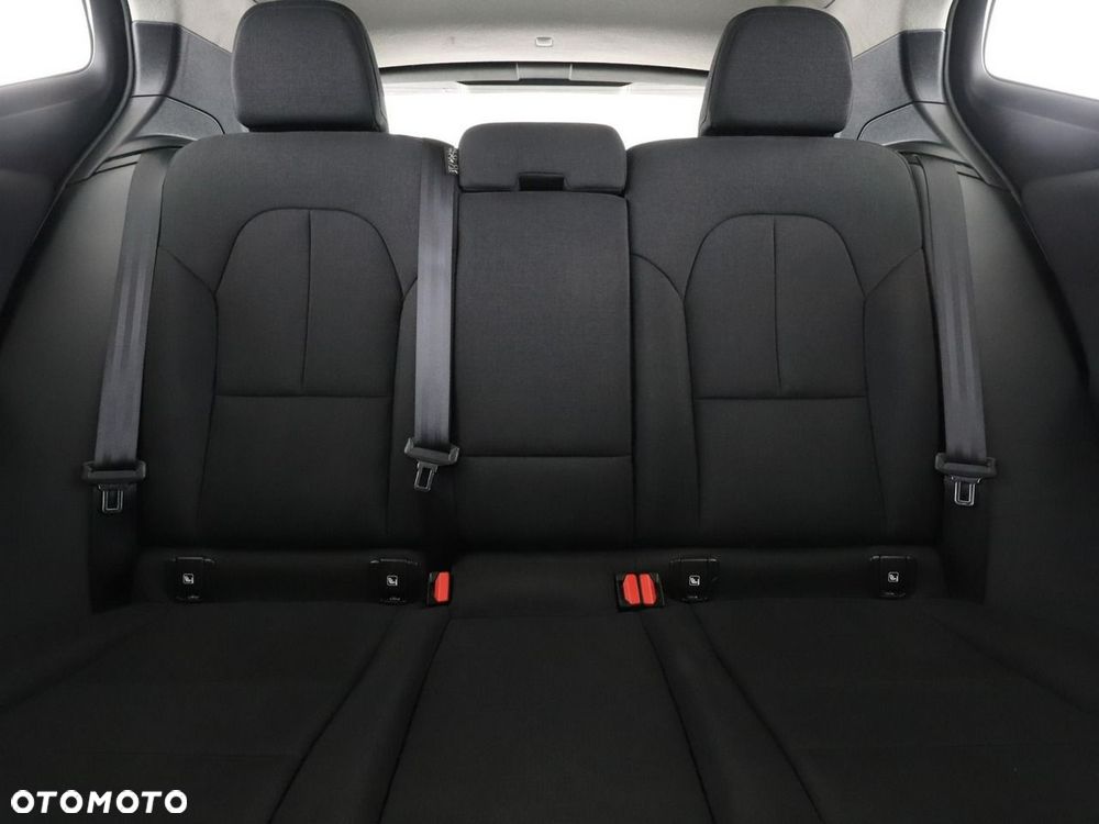 Volvo XC 40 T3 - 19