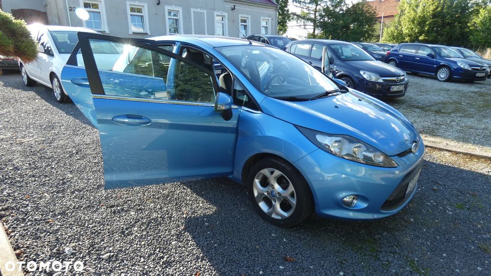 Ford Fiesta 1.25 Ambiente - 11
