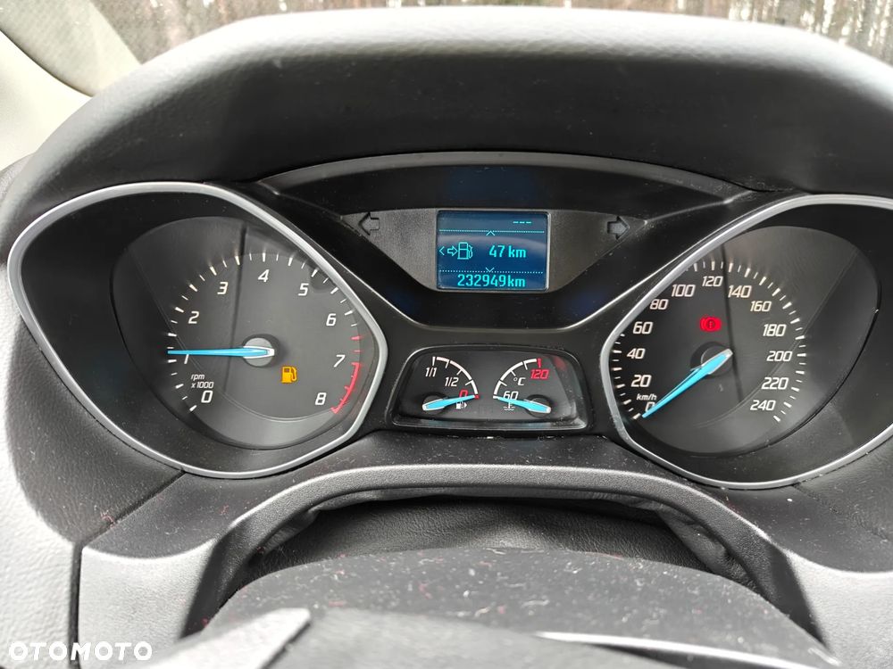 Ford Focus SW 1.6 Ti-VCT Trend - 14