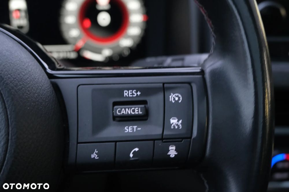 Nissan Qashqai 1.3 DIG-T mHEV N-Connecta - 19
