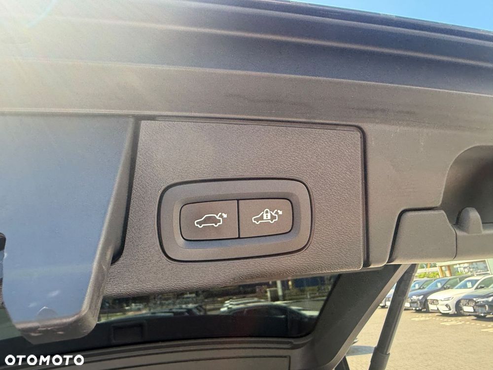 Volvo XC 60 - 35