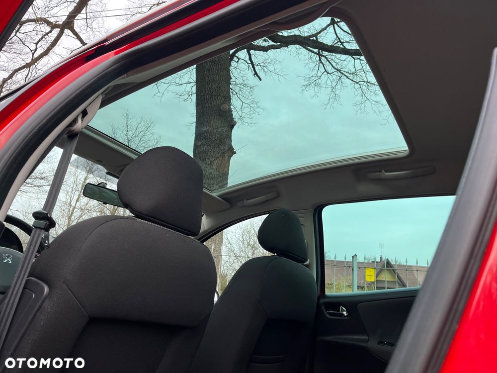 Peugeot 207 120 Premium - 18