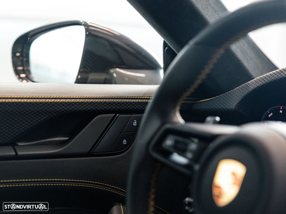 Porsche 911 (992) - 29