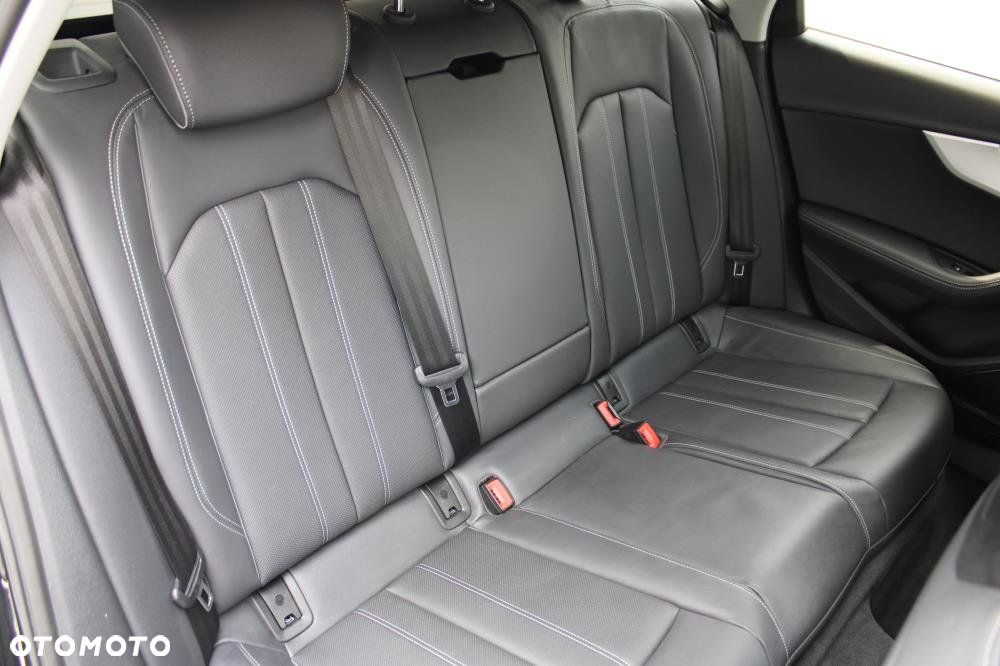 Audi A4 - 16