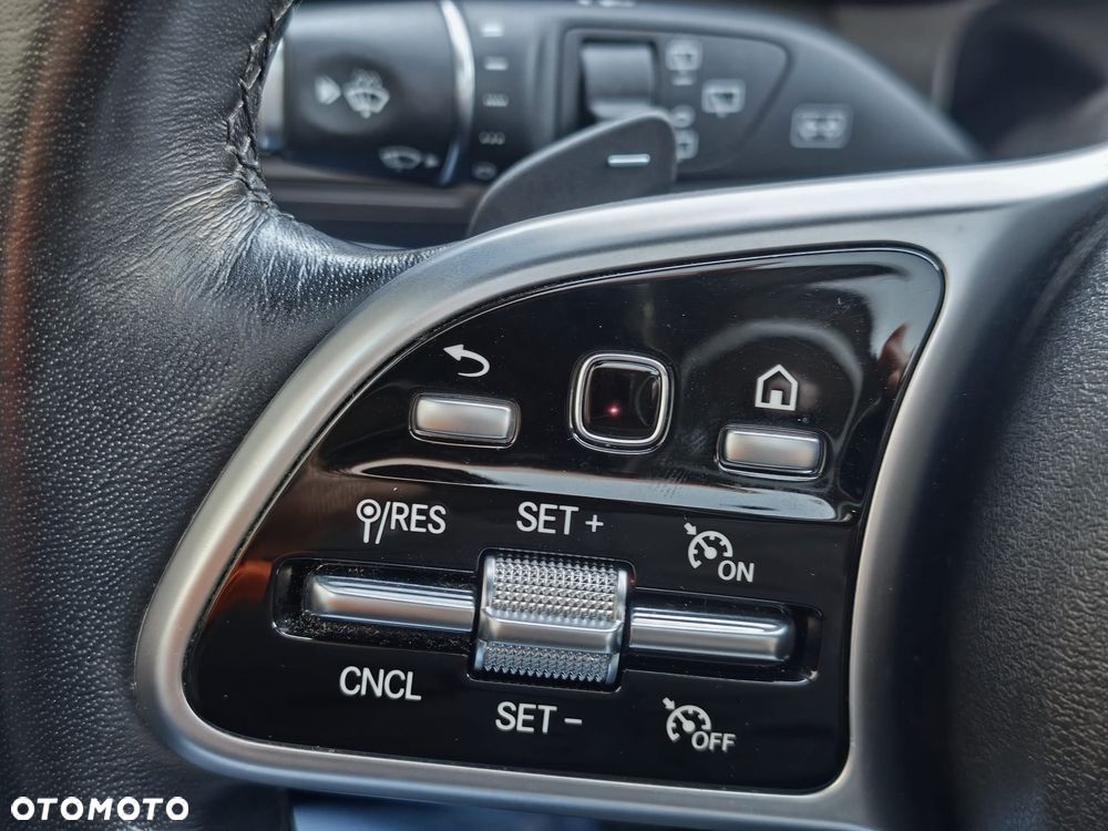 Mercedes-Benz GLC 300 4-Matic - 24