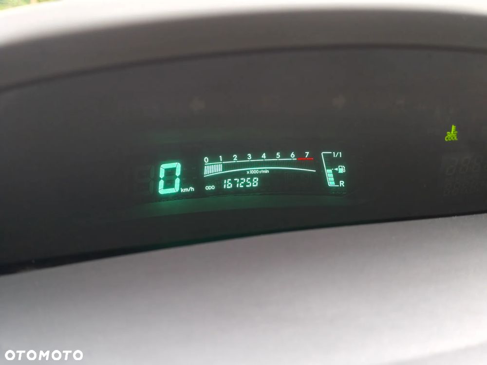 Toyota Yaris 1.0 Luna A/C - 21