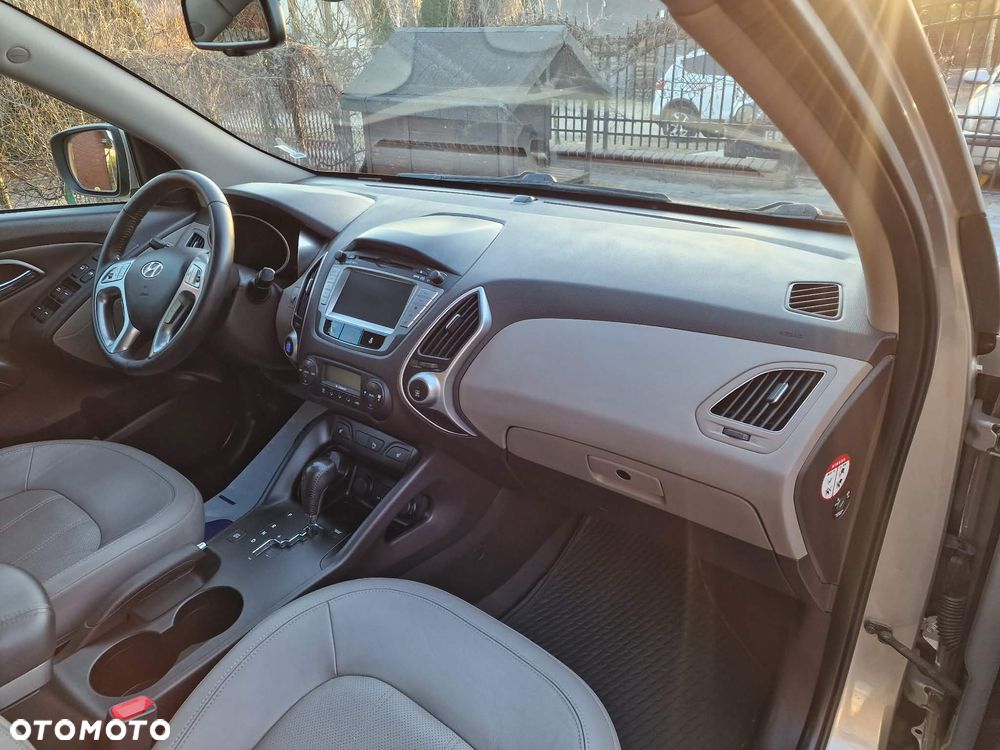 Hyundai ix35 2.0 CRDi 4WD Automatik Premium - 11