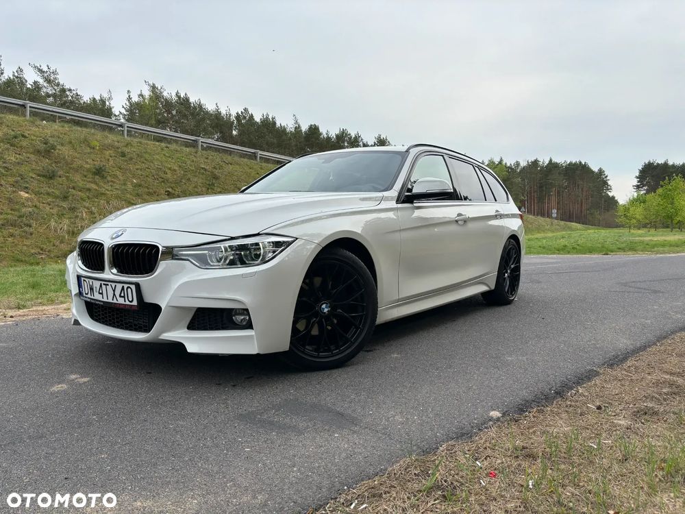 BMW Seria 3 320d M Sport - 12