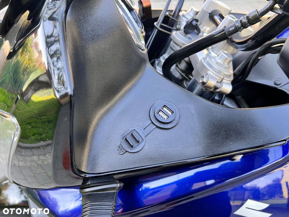 Suzuki V-STROM - 26
