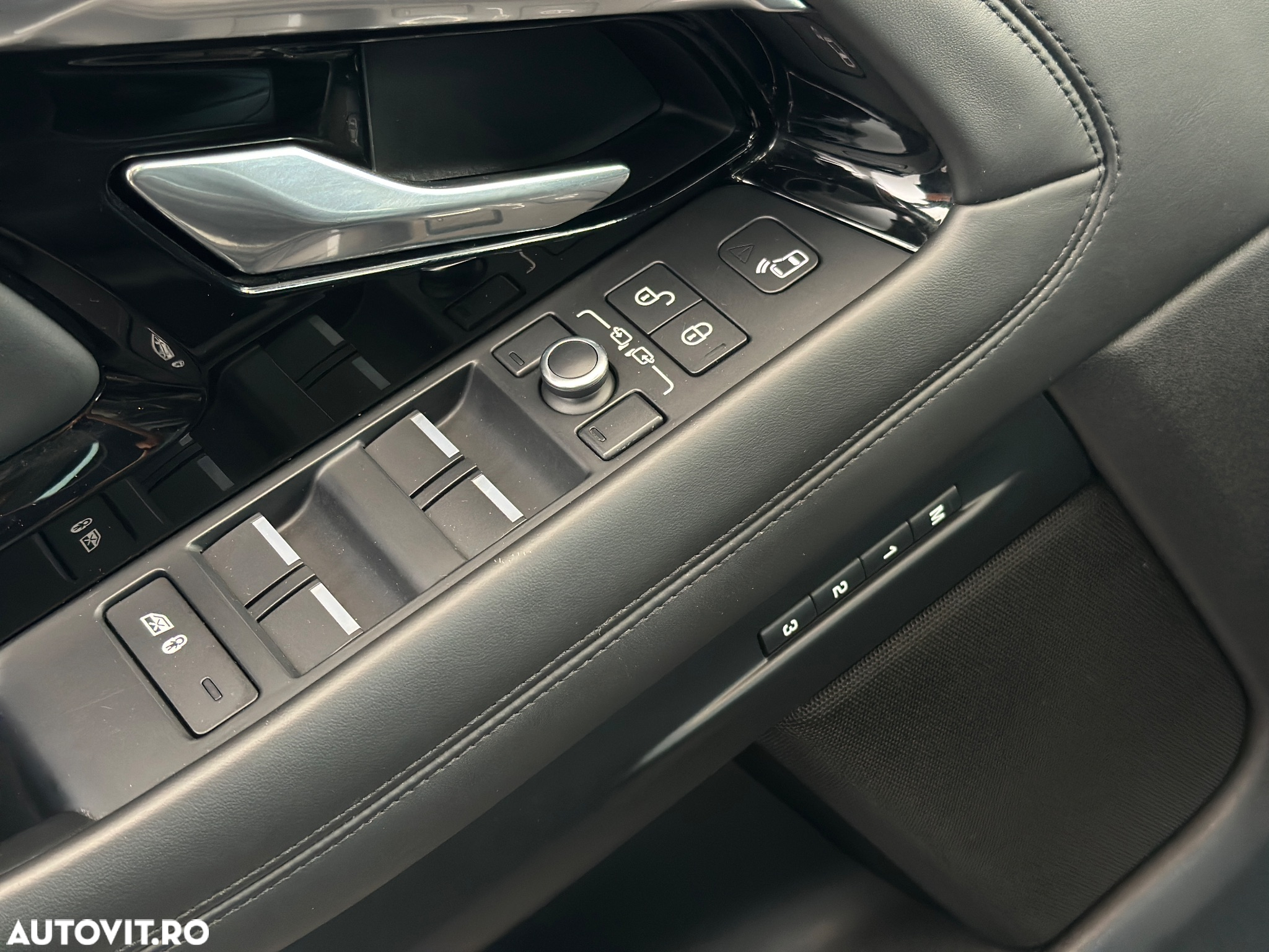 Land Rover Range Rover Evoque 2.0 D180 R-Dynamic - 27