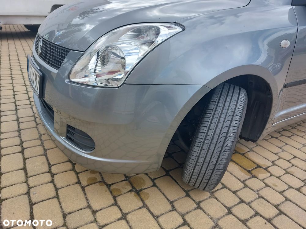 Suzuki Swift - 7