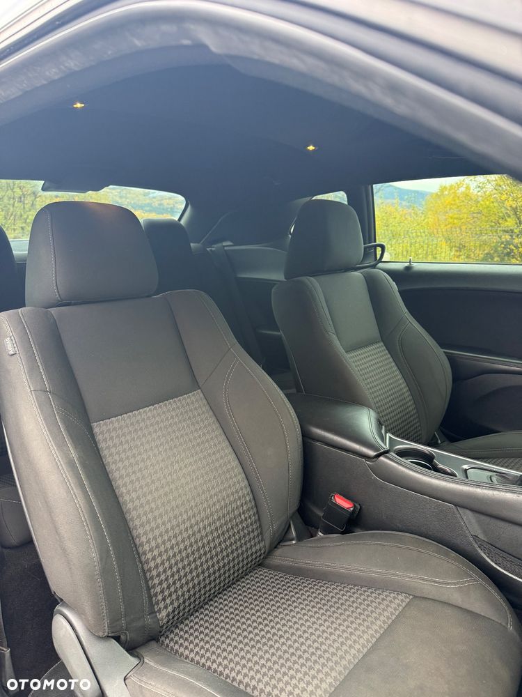 Dodge Challenger Automatik SXT Plus - 7