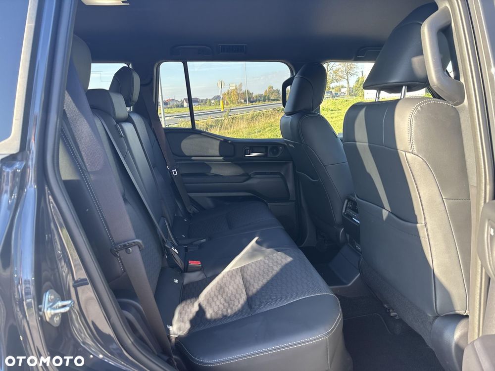 Toyota Land Cruiser LC 2.8 D-4D Executive - 14