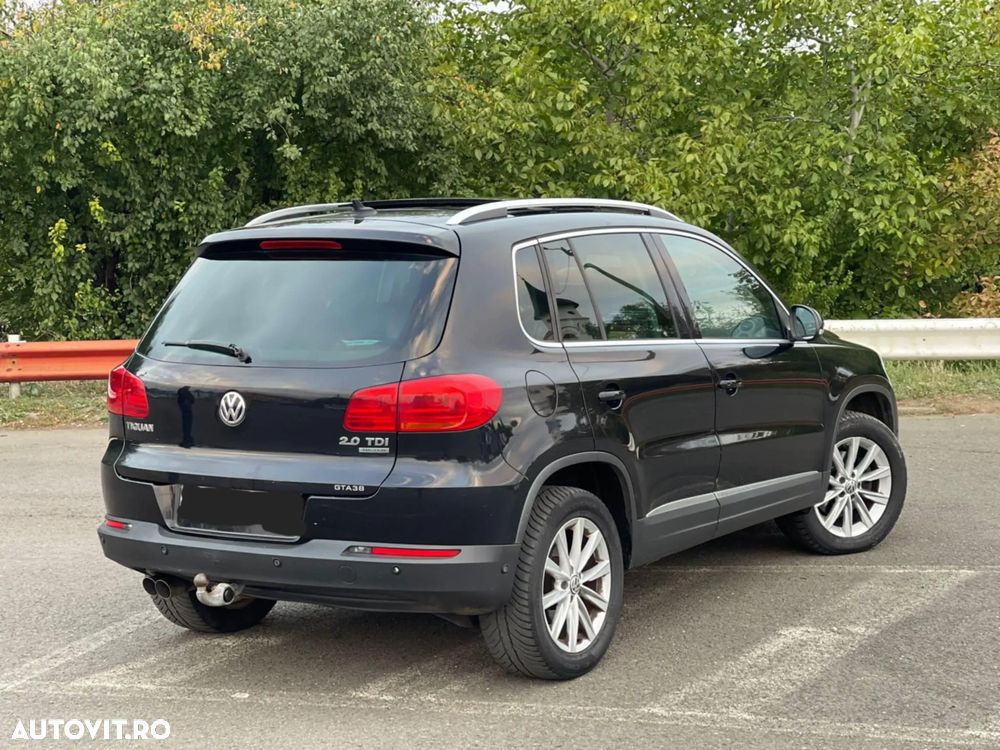 Volkswagen Tiguan 2.0 TDI 4Motion DSG Sport & Style - 3