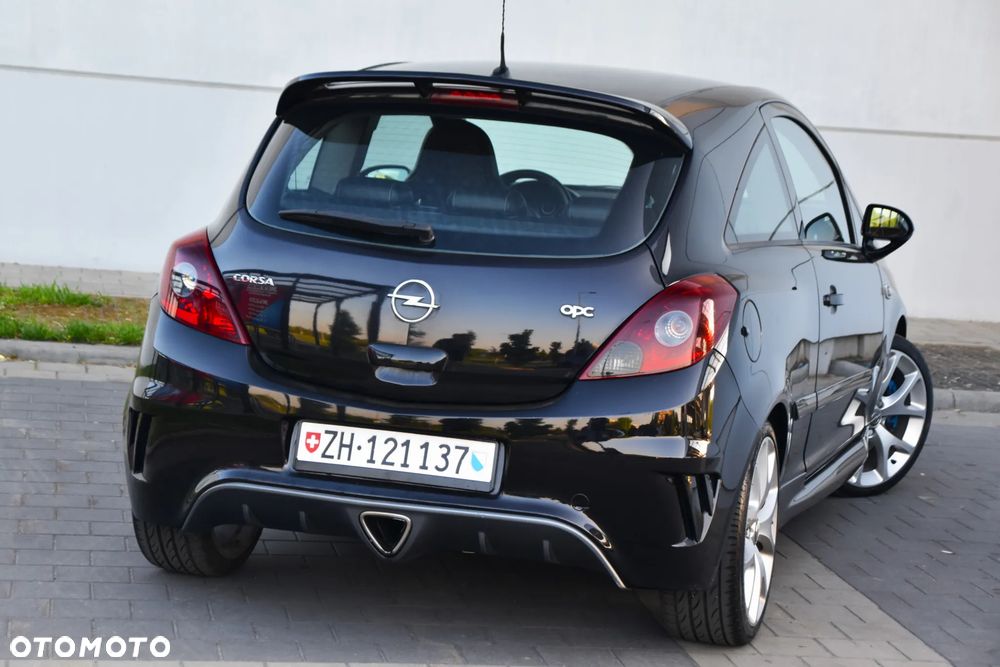 Opel Corsa 1.6 Turbo OPC - 24