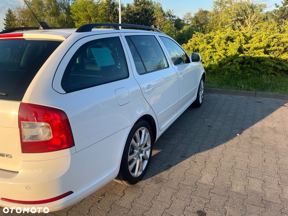 Skoda Octavia 2.0 TDI DPF RS - 5