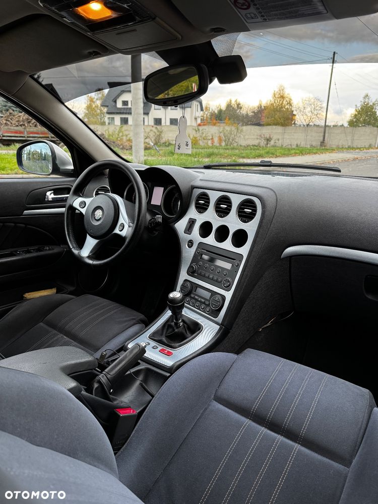 Alfa Romeo 159 1.9 JTDM 16V DPF Distinctive - 12