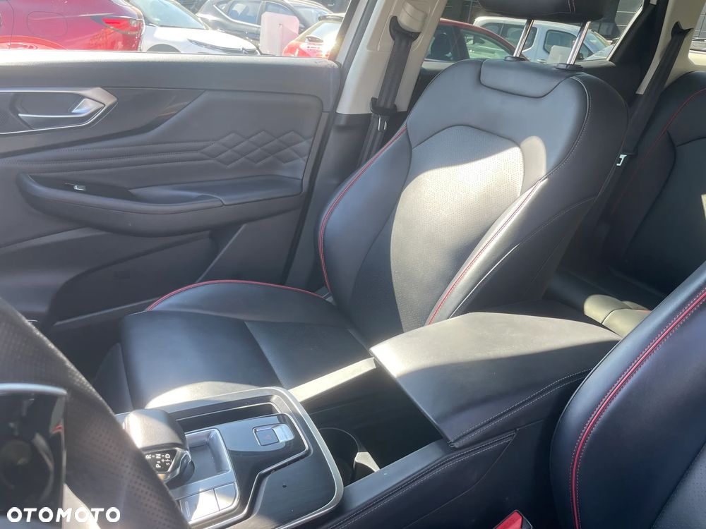BAIC 7 1.5T Luxury DCT - 17
