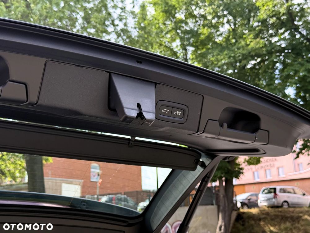 Volvo XC 60 B4 D Core - 27
