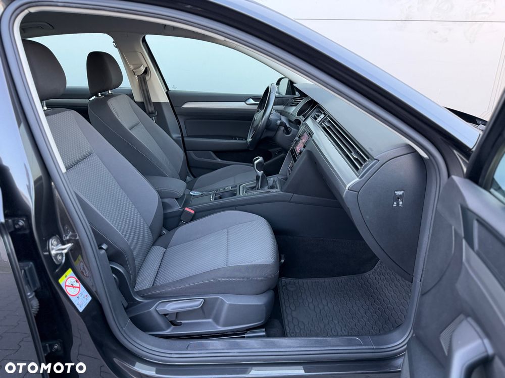 Volkswagen Passat 1.5 TSI EVO Business - 7