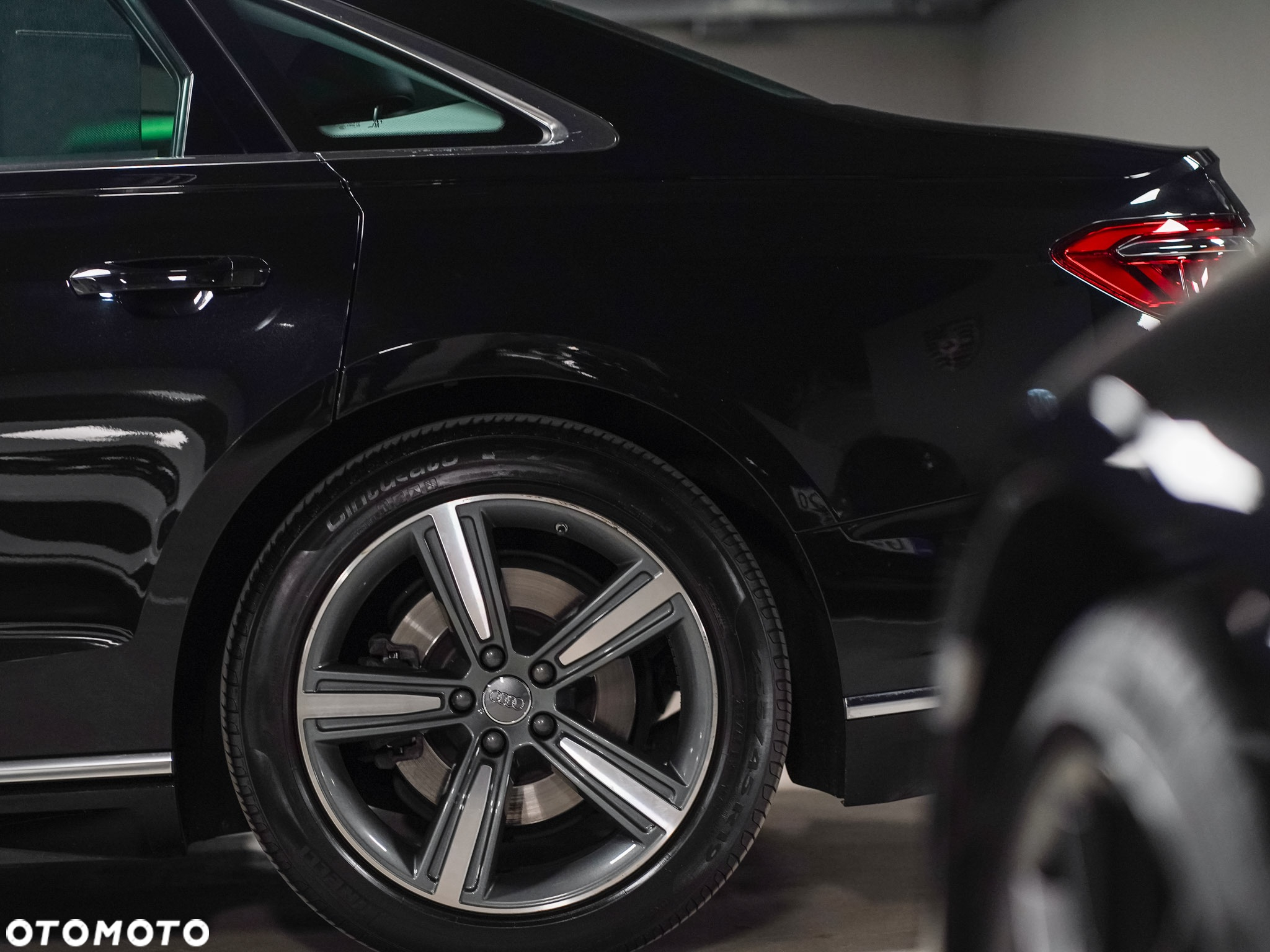 Audi A8 - 21
