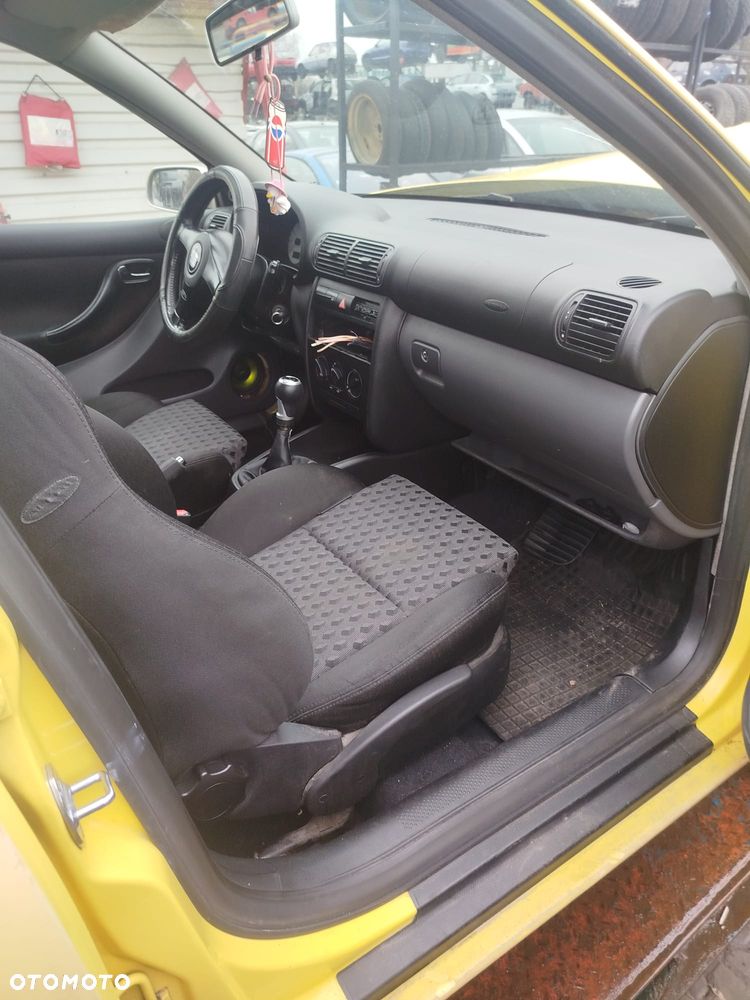 Seat Leon na części. - 4