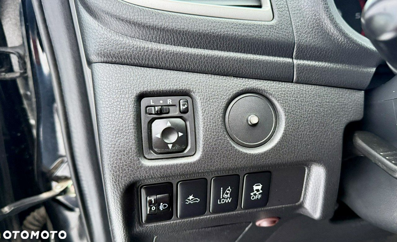 Mitsubishi L200 - 27