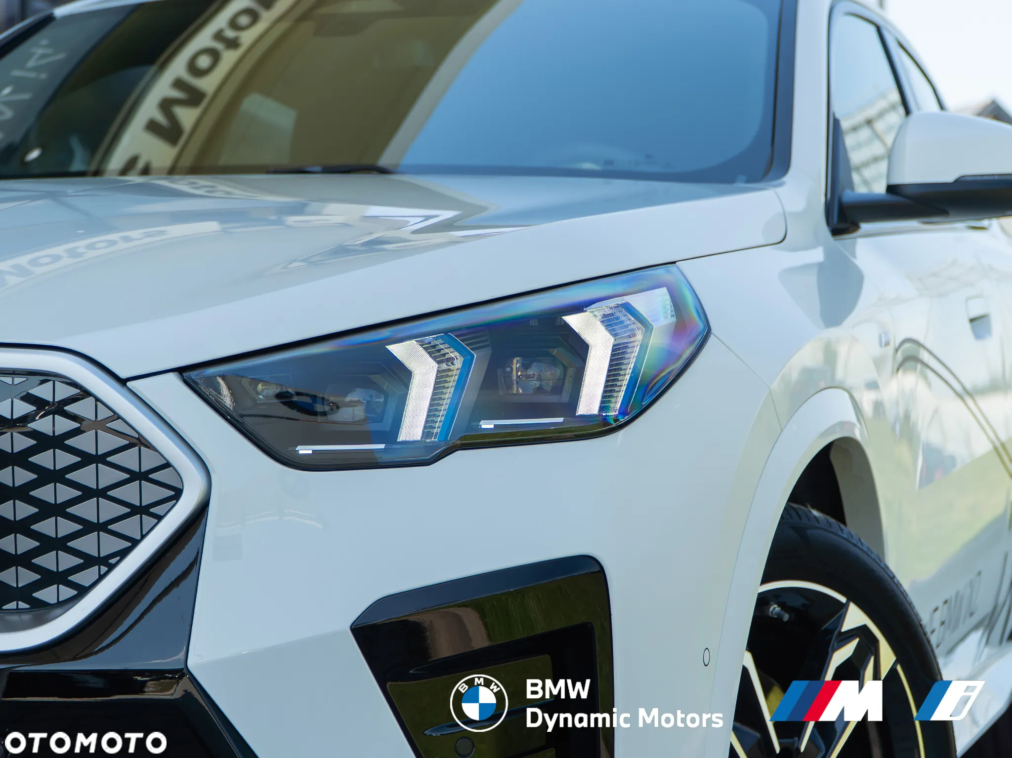 BMW iX2 - 8
