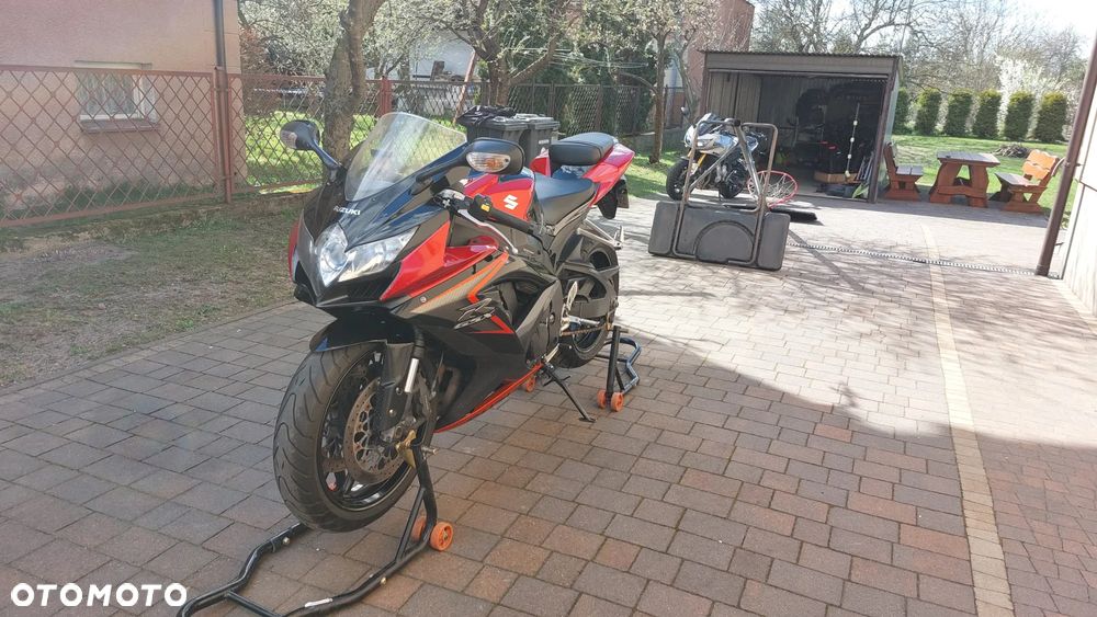 Suzuki GSX-R - 9