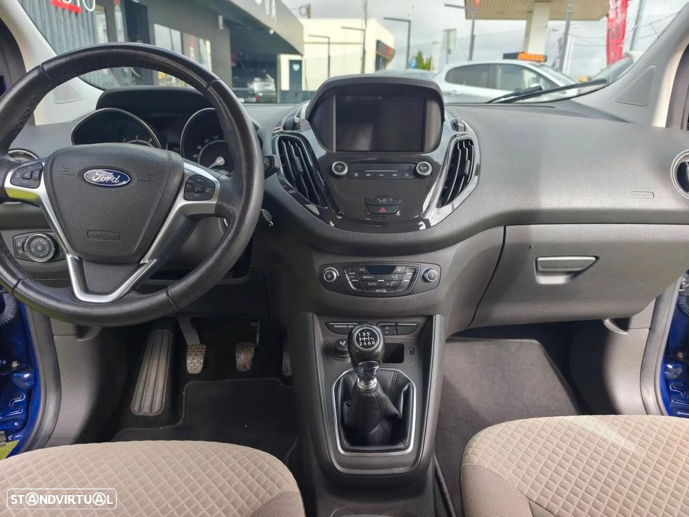 Ford Tourneo Courier 1.0 EcoBoost Titanium - 9