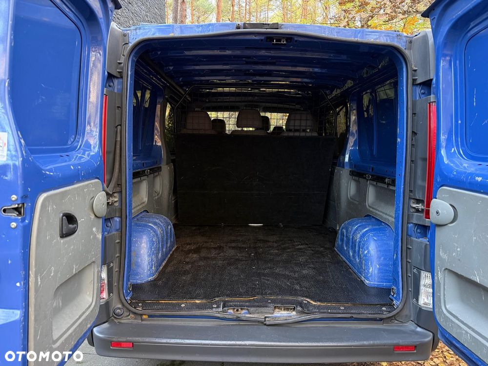 Opel Vivaro - 16