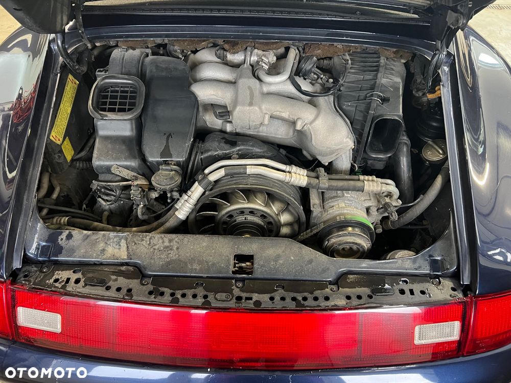 Porsche 911 Carrera - 40
