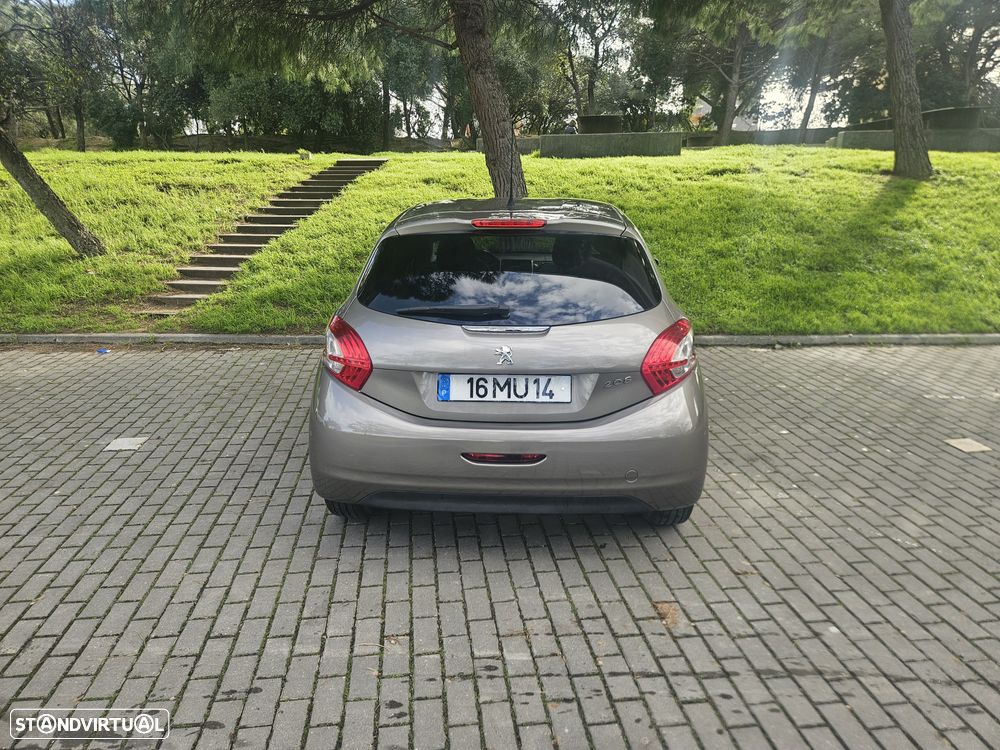 Peugeot 208 1.4 HDi - 7