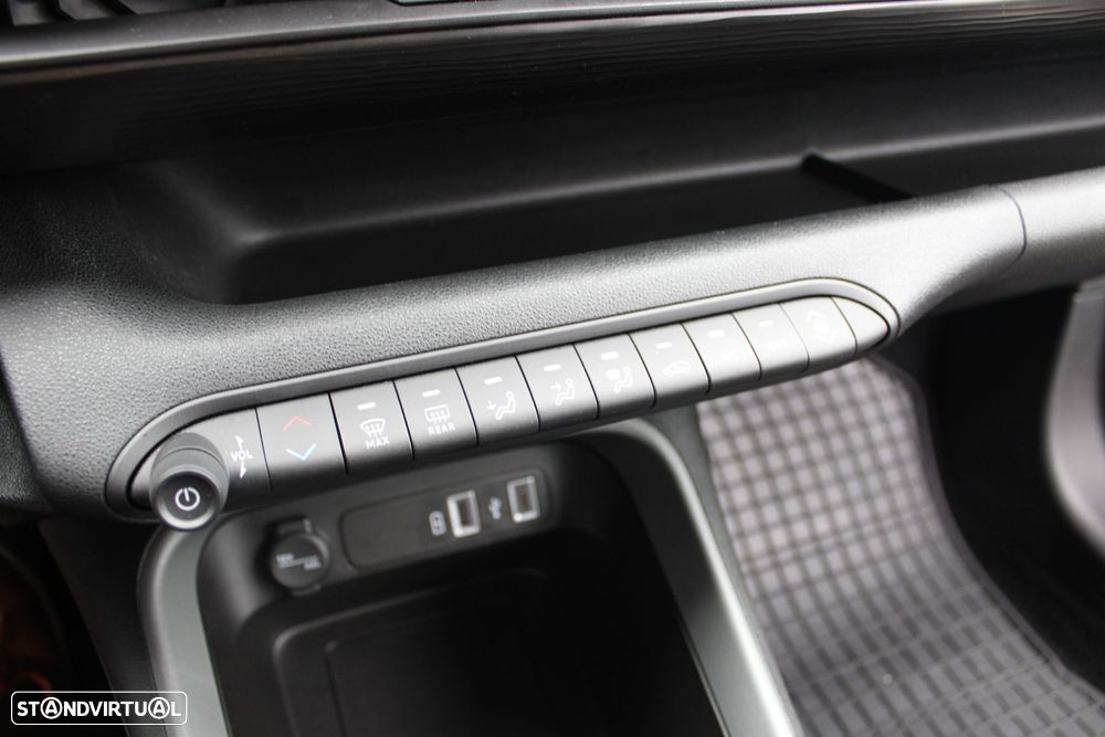 Jeep Avenger 1.2 GSE T3 Altitude - 39