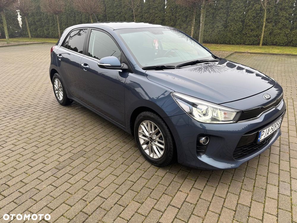 Kia Rio 1.2 Business Line - 4