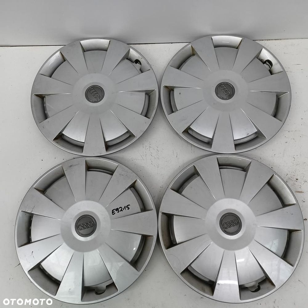 Kolpaki 16 Audi A3 8V0601147D 4szt (E9215)