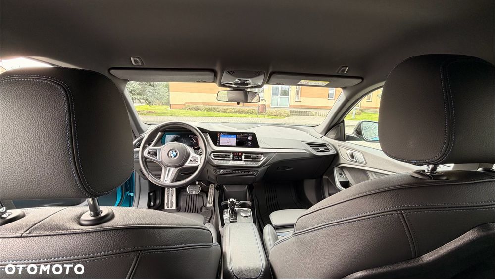 BMW Seria 2 218i M Sport - 9