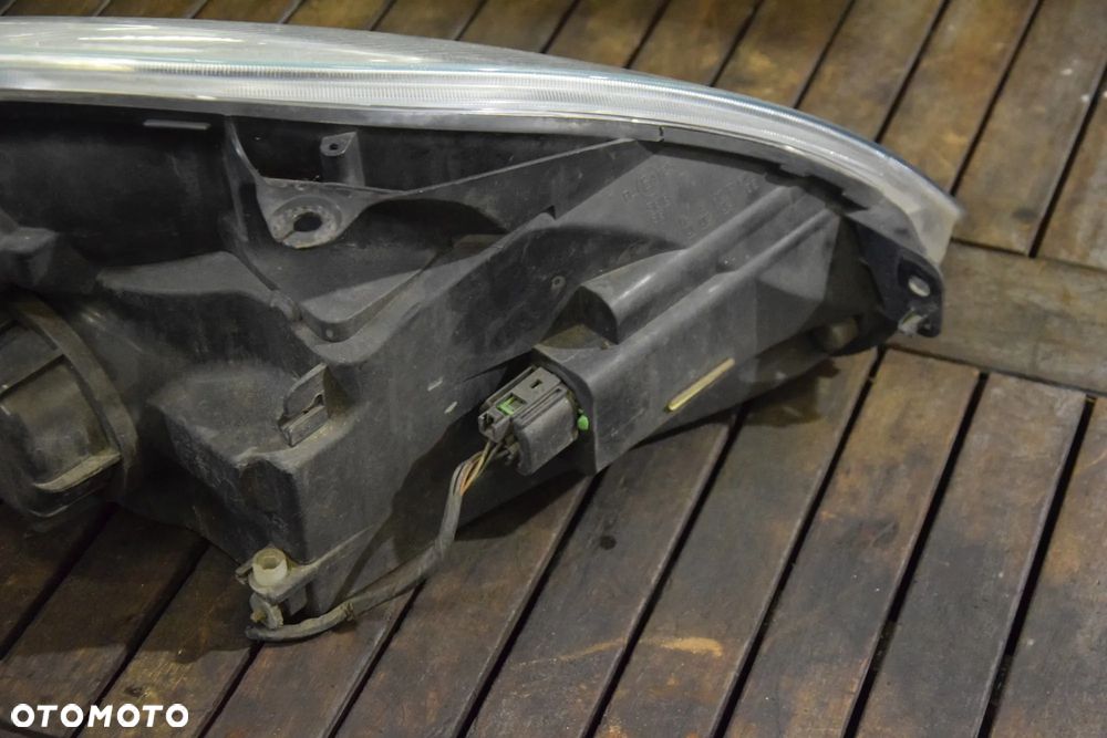 Ford Fiesta Mk6 02-08 Lampa lewa przednia lewy przód EUROPA - IGŁA ! - 4